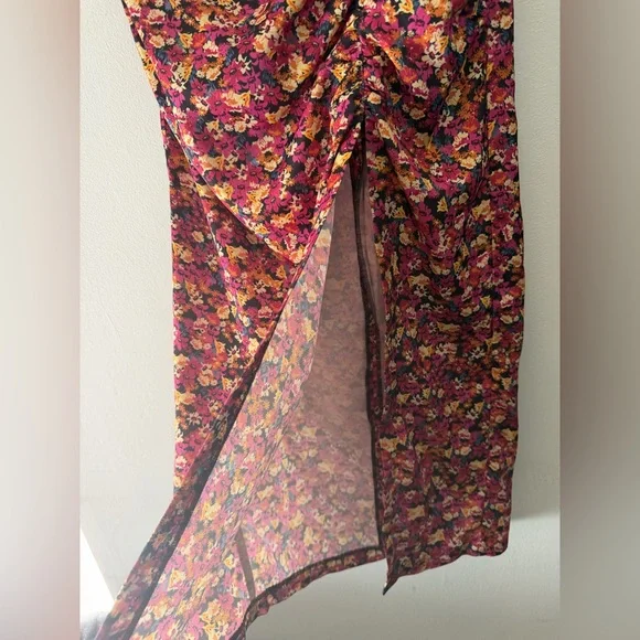 Zara Multicolor Floral Skirt medium - Picture 3 of 6